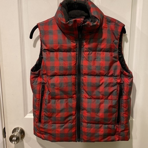 Gap Winter Warmth Plaid Puffer Vest EUC - Picture 2 of 9